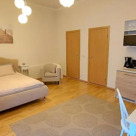 Kuninga 24/2 Old Town شقة بارنو